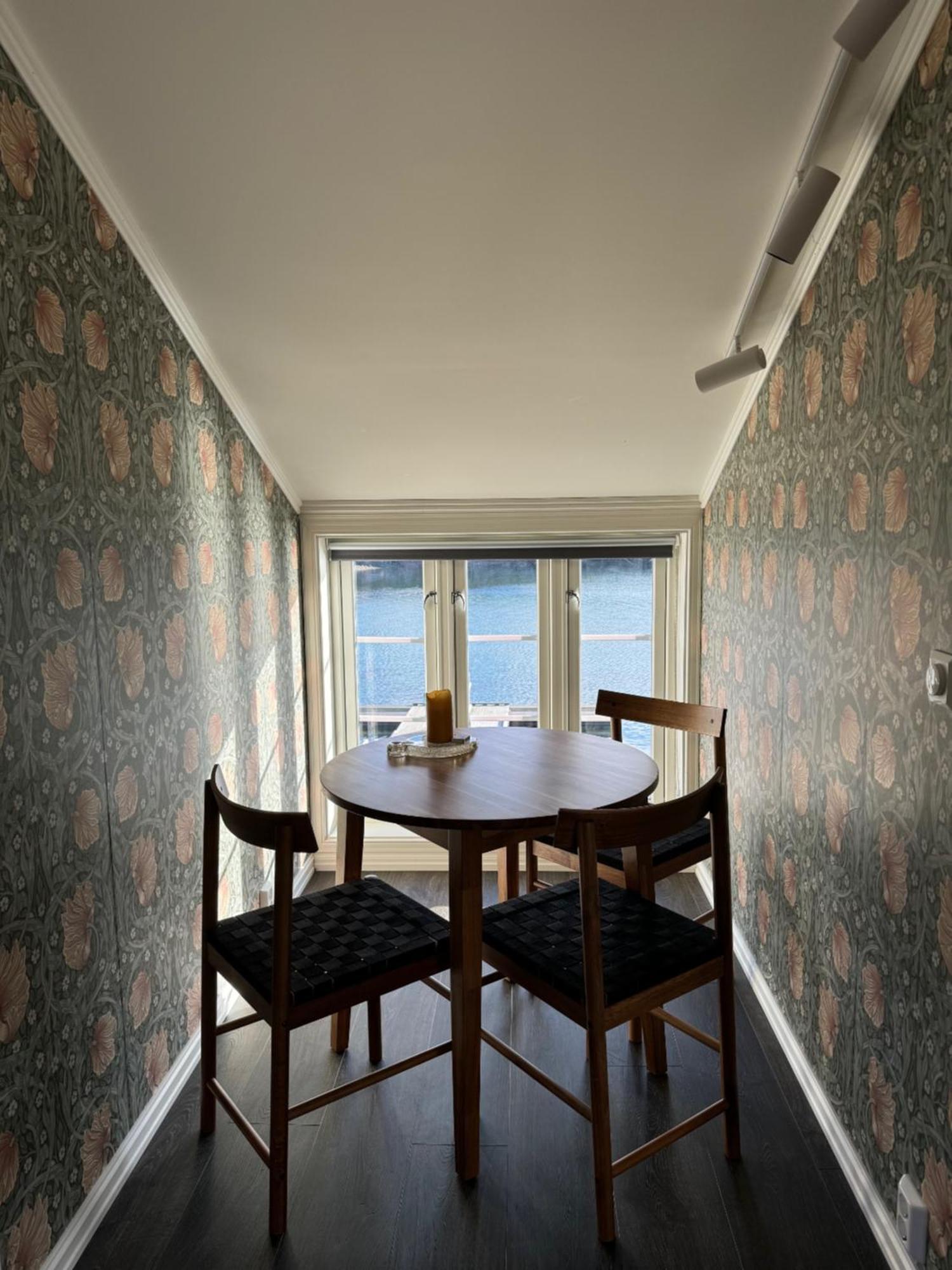 Sakrisoy Rorbuer Hotel Рейне Екстериор снимка