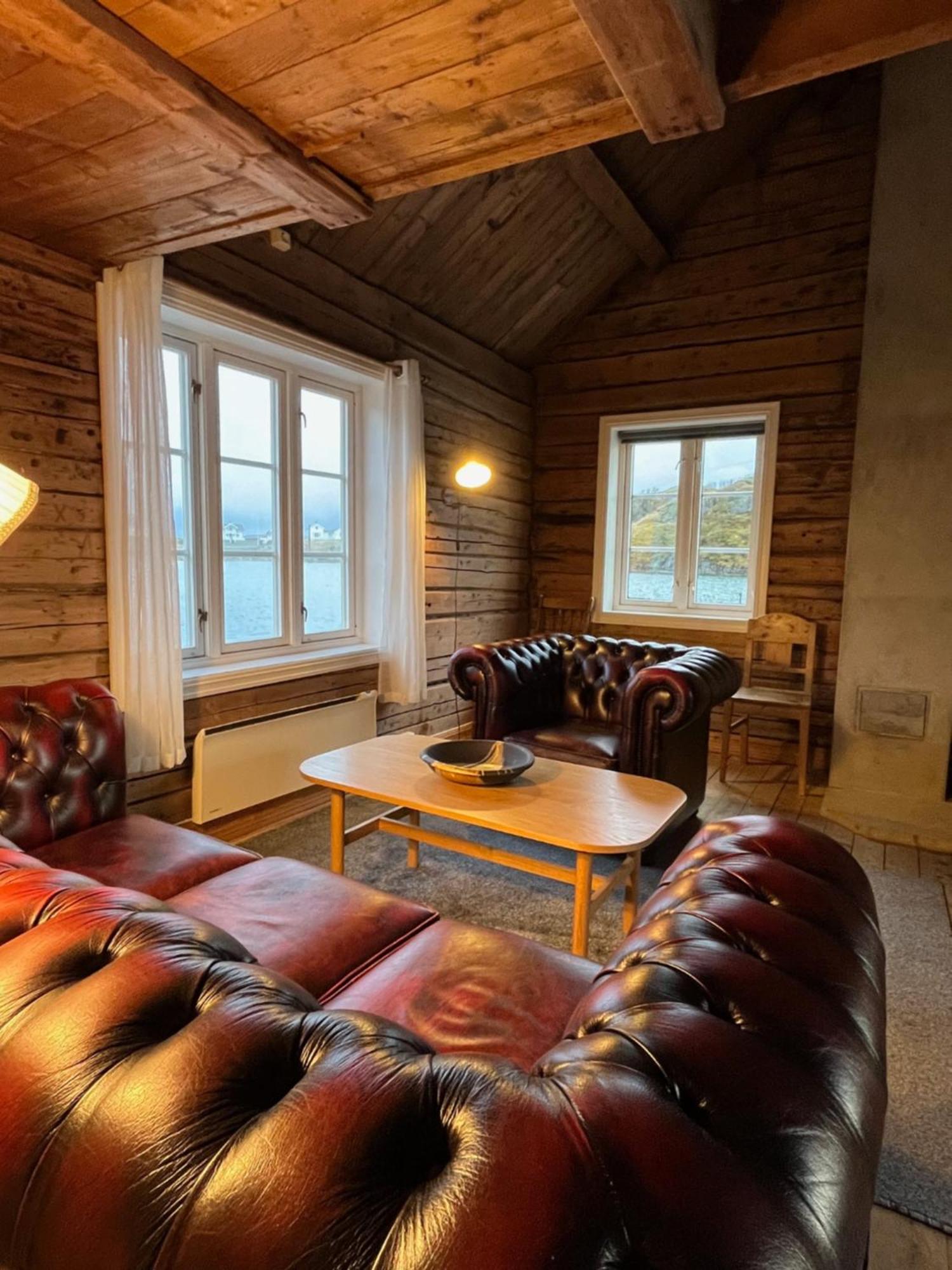 Sakrisoy Rorbuer Hotel Рейне Екстериор снимка
