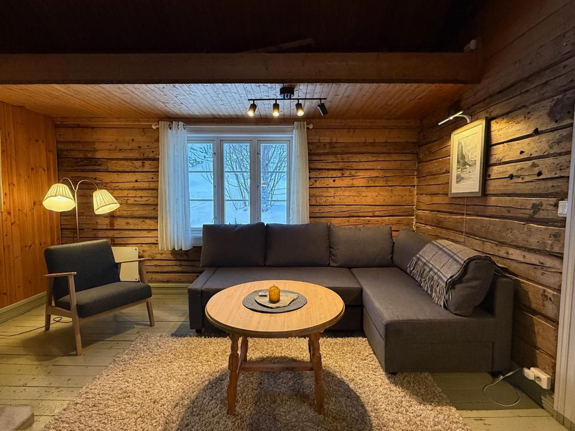 Sakrisoy Rorbuer Hotel Рейне Екстериор снимка