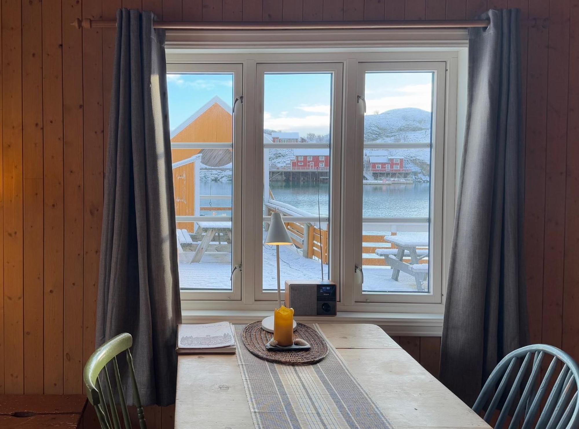 Sakrisoy Rorbuer Hotel Рейне Екстериор снимка