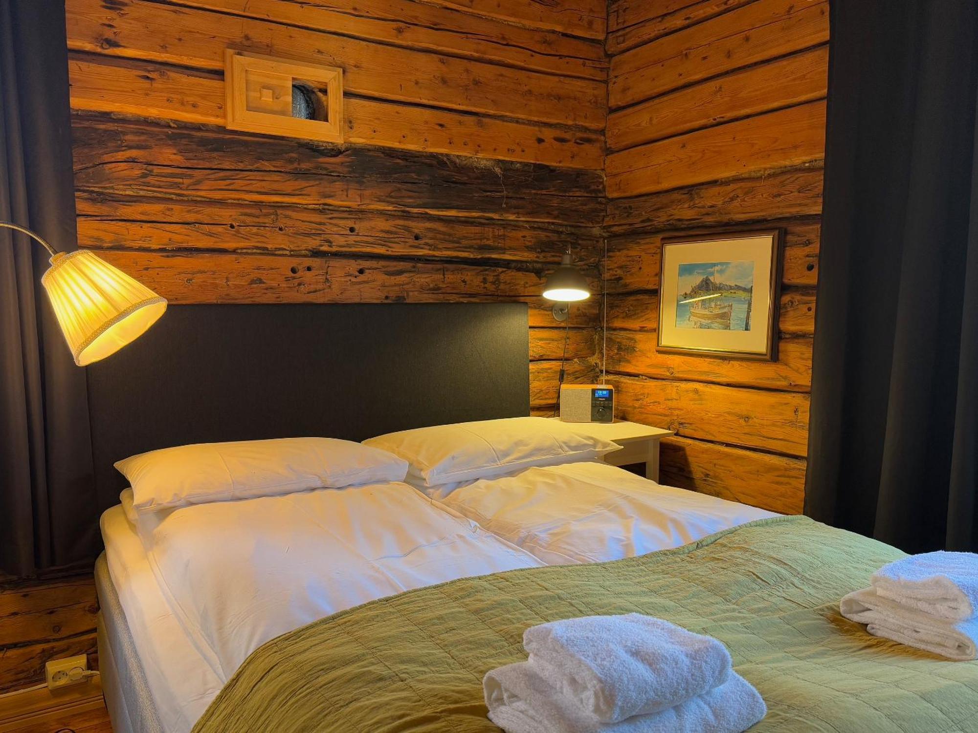 Sakrisoy Rorbuer Hotel Рейне Екстериор снимка